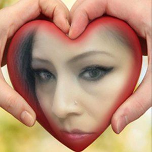 Meet your Posher, Manuela